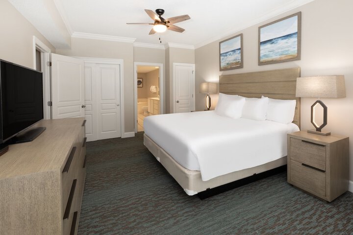 Room 5 of 38