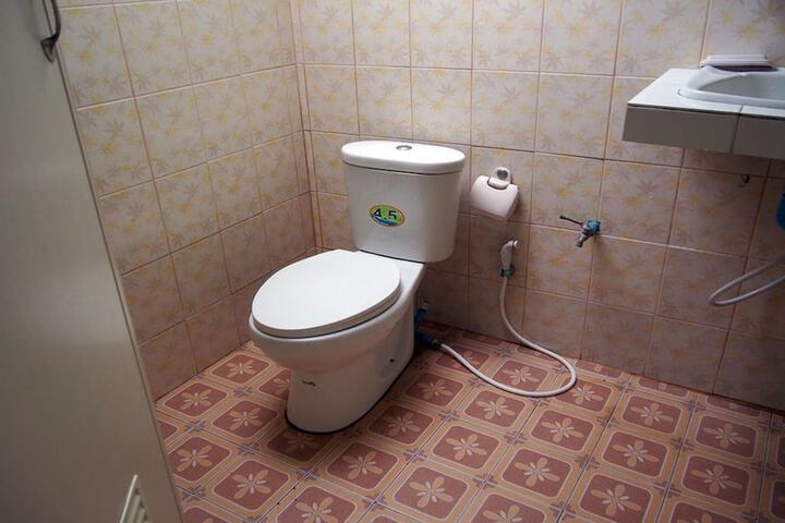 Room 58 of 106