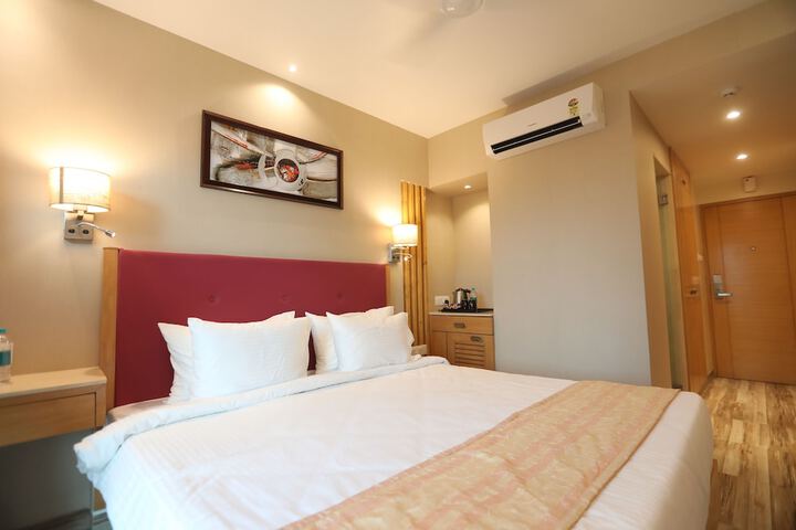 Room 12 of 71