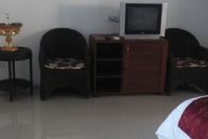 Room 73 of 110