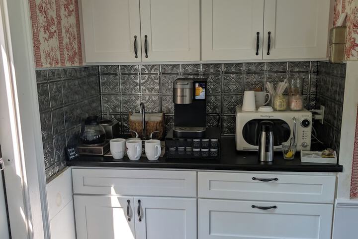 Breakfast/Coffee Service 44 of 54