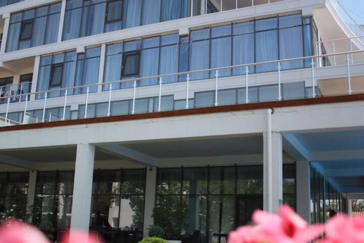 Hotel 2 of 30