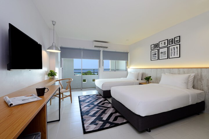 Room 14 of 63
