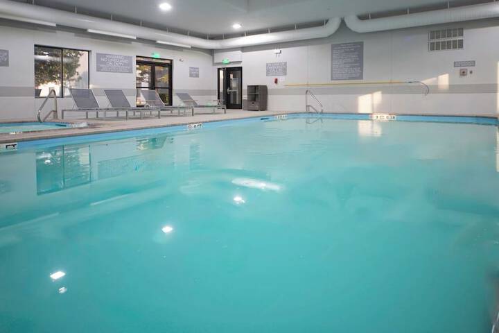 Pool image of Spark by Hilton Amarillo East