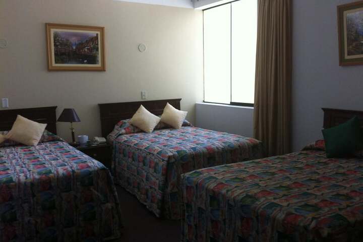 Room 6 of 59