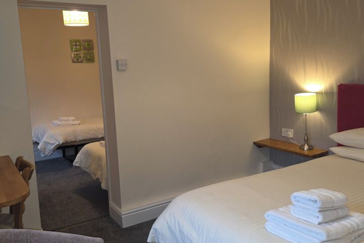 Room 17 of 92