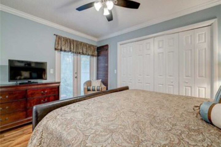Room 29 of 35