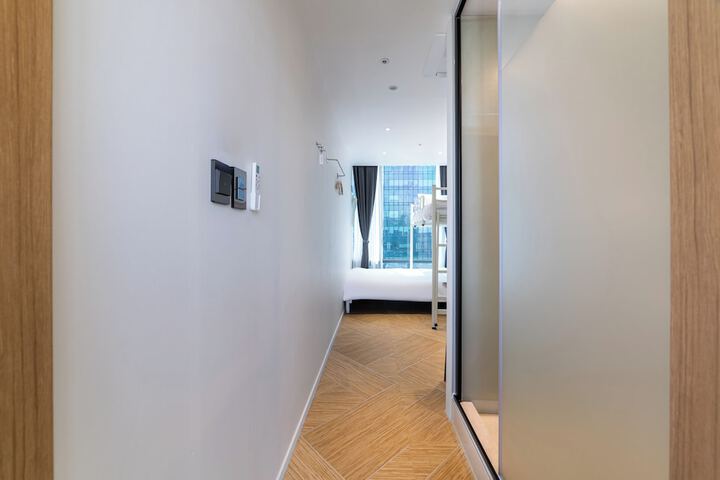Room 75 of 130