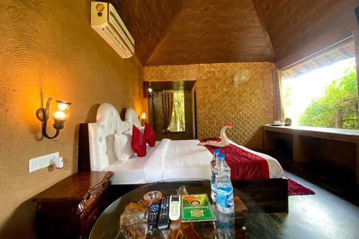 Room 10 of 52