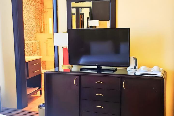 Room 7 of 64