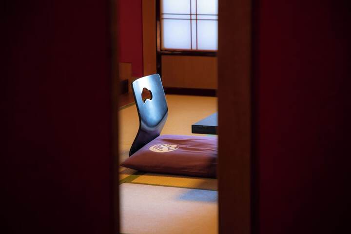 Room 20 of 132