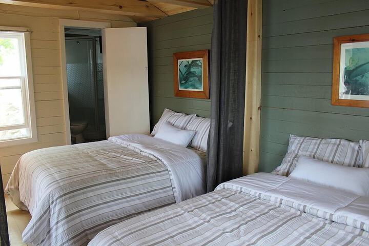 Room 3 of 20