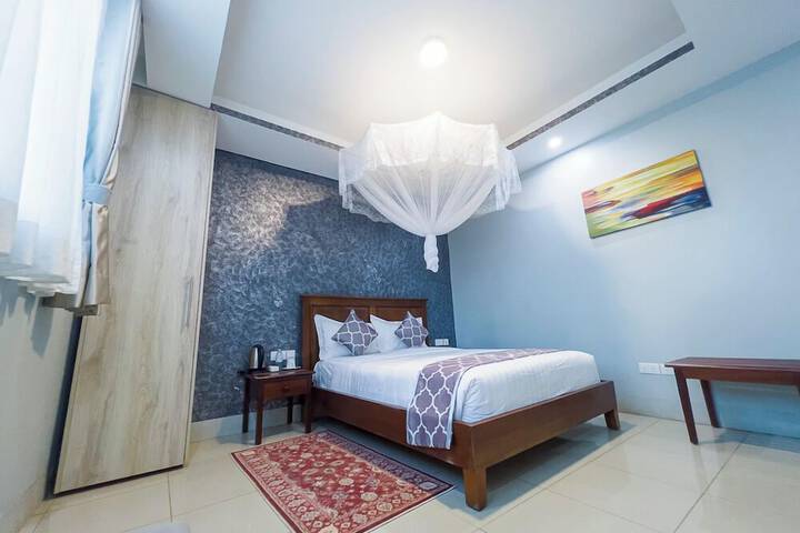 Room 7 of 26