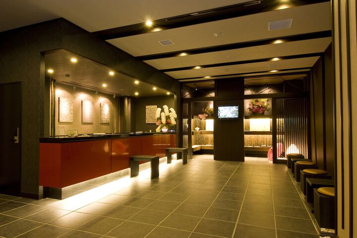 Hotel 2 of 83