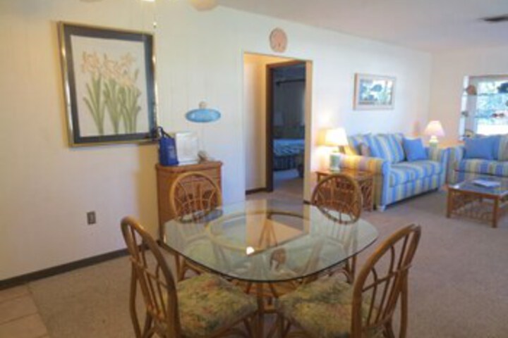 Room 8 of 39