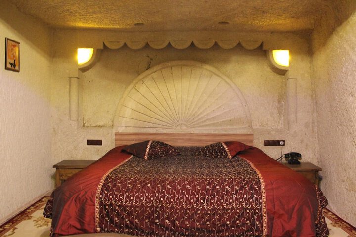 Room 8 of 40