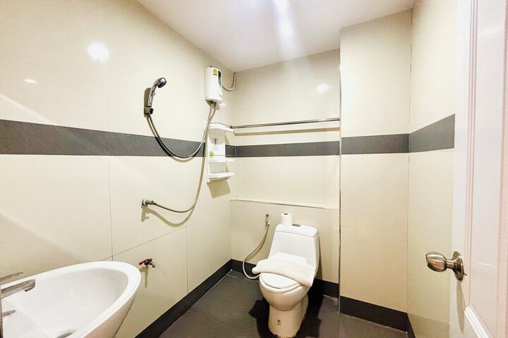 Room 55 of 68