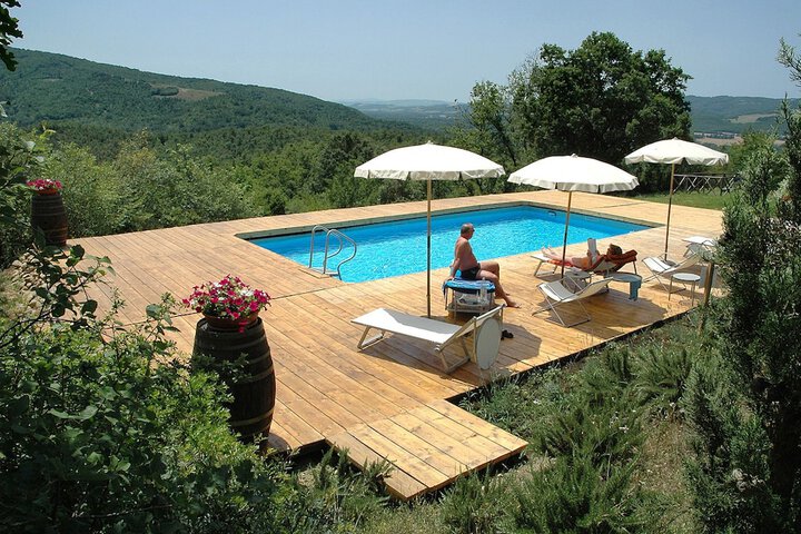 Hotel Pool