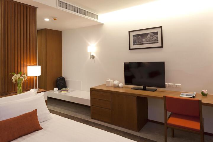 Room 20 of 99