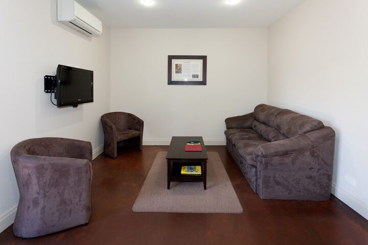 Room 25 of 36