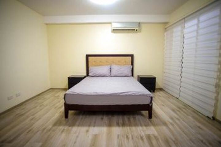 Room 16 of 42