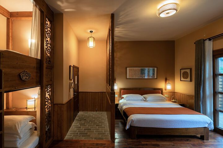 Room 46 of 111