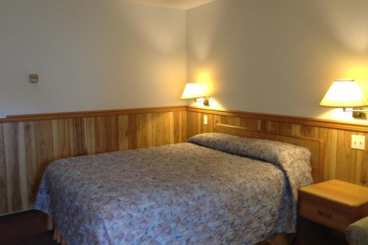 Room 10 of 46
