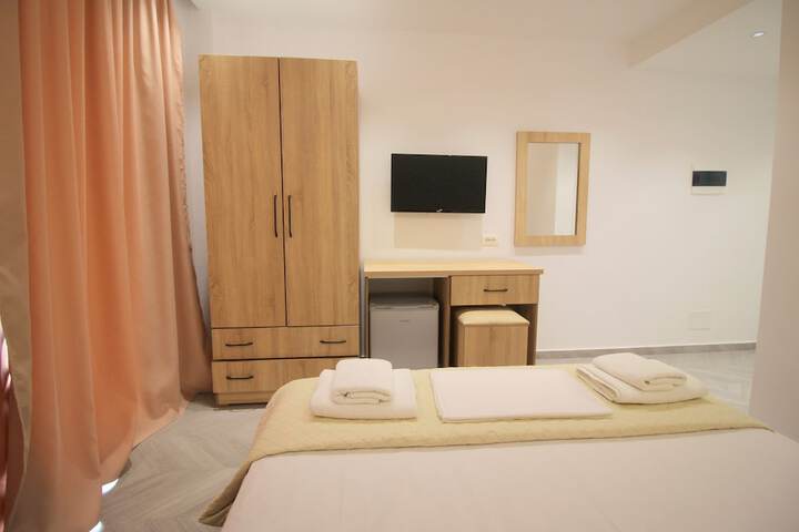 Room 63 of 96