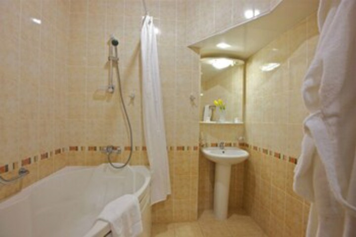 Room 4 of 51