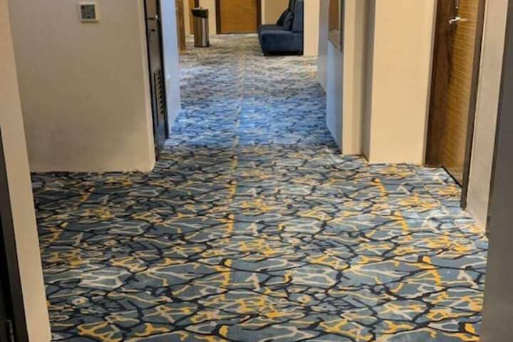 Room 18 of 33