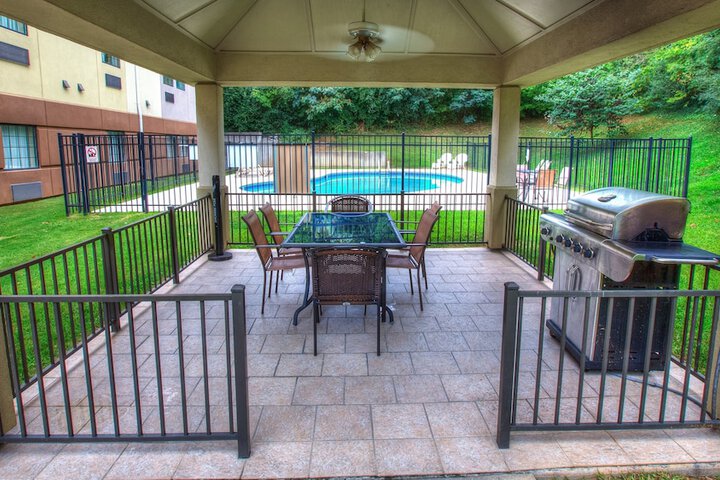 BBQ/picnic area
