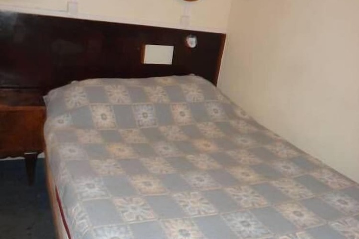Room 3 of 18