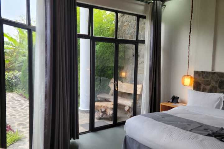 Room 55 of 121