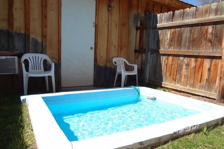 Pool 6 of 12