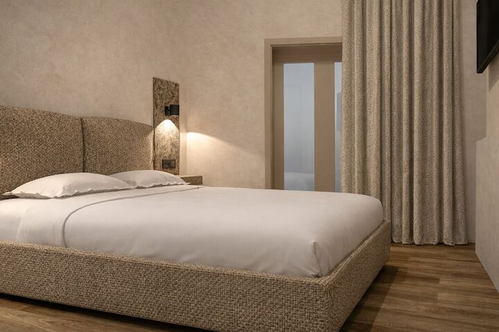 CAVO III Luxury Boutique Rooms