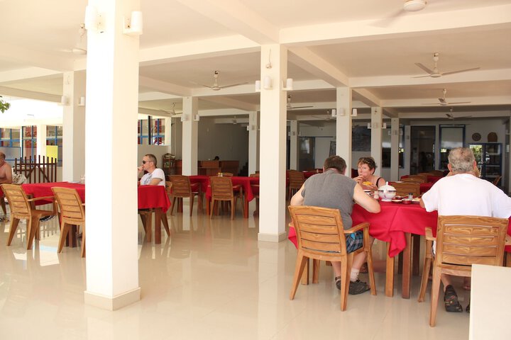 Dining 46 of 63
