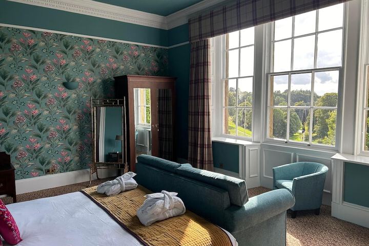 Room 5 of 75