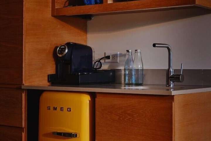 Private kitchenette