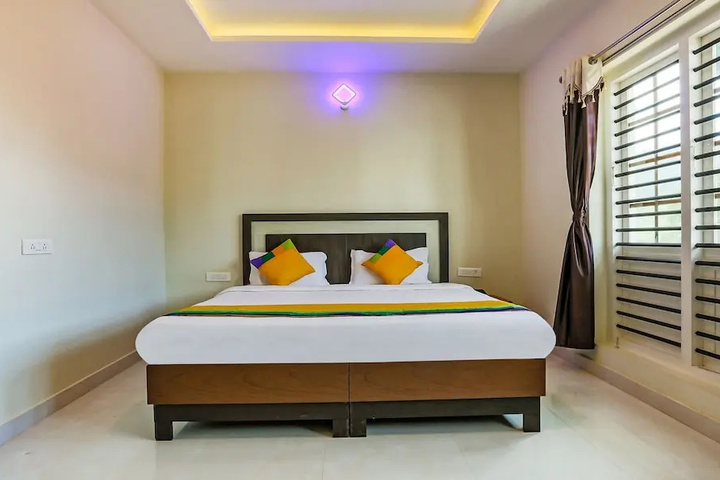 Room 8 of 29