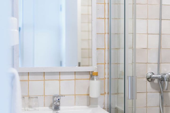Bath Interior