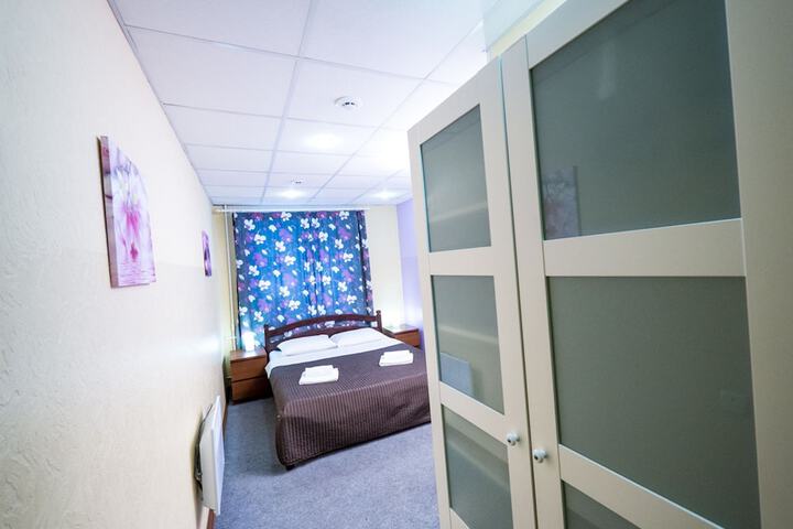 Room 10 of 63