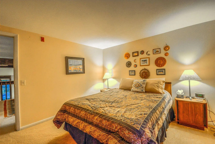 Room 6 of 22