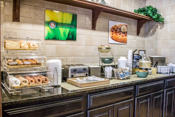 Breakfast/Coffee Service 13 of 23