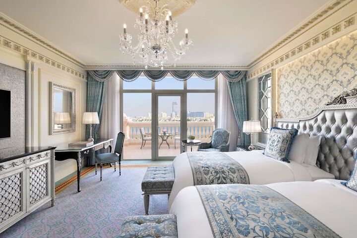 Room 45 of 262