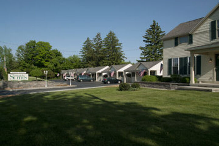 Hotel 4 of 64