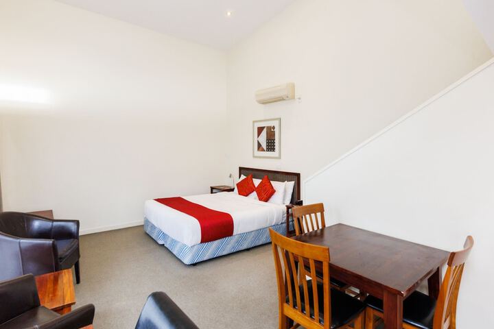 Room 14 of 42