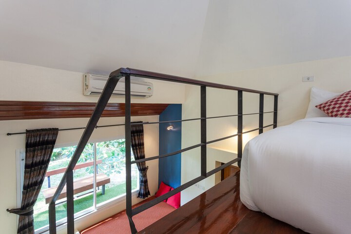 Room 25 of 69