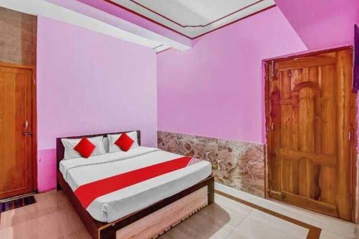 Room 3 of 11
