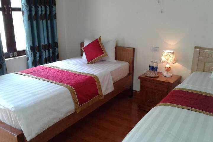 Room 11 of 22