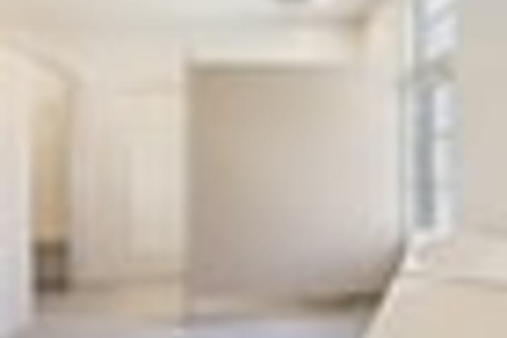 Room 20 of 24